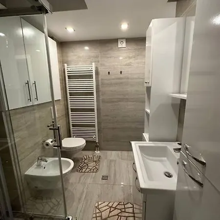 Apartment Cityscape Penthouse *